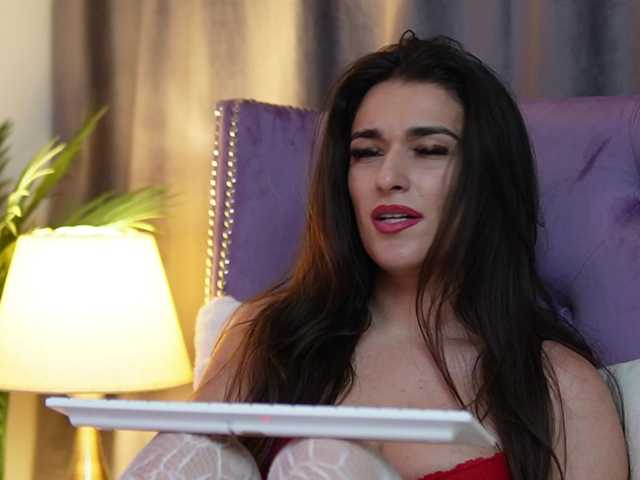  EmmaDallas chat room