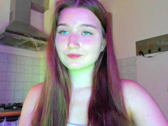  LilOrchid chat room