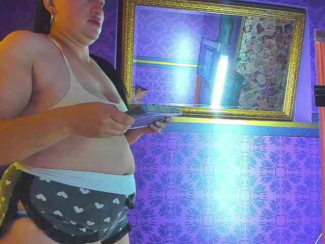 LauraYoselin webcam