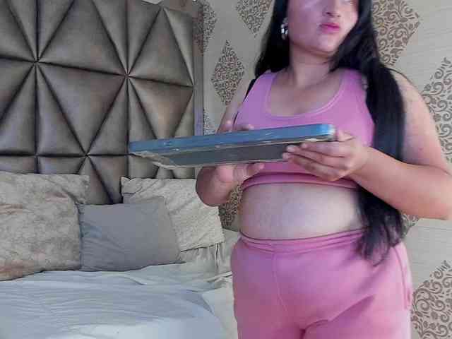 LauraYoselin webcam