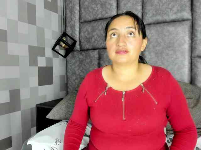 LauraYoselin webcam