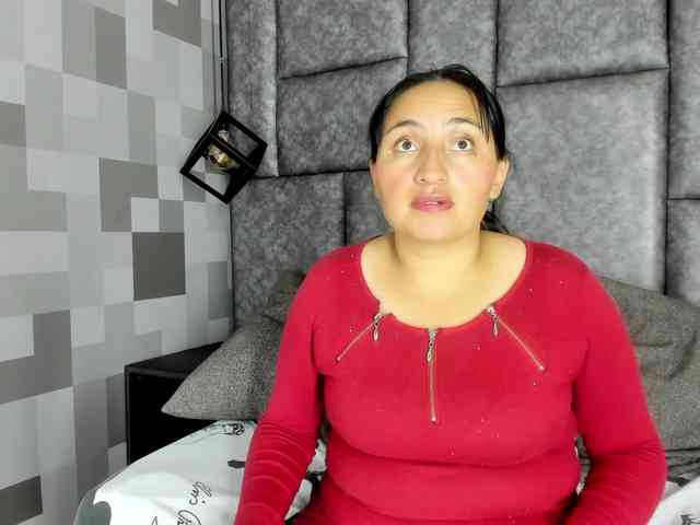 LauraYoselin webcam