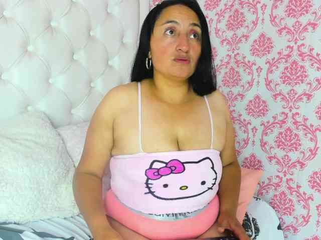 LauraYoselin webcam