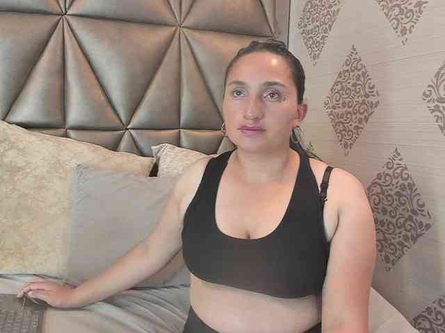LauraYoselin webcam