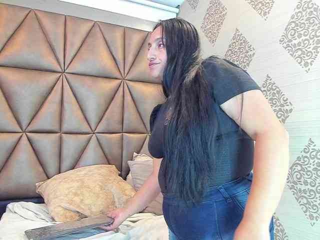 LauraYoselin webcam
