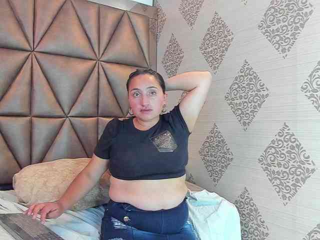 LauraYoselin webcam