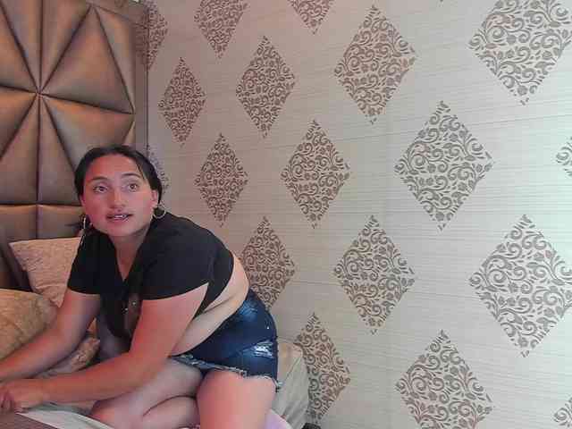 LauraYoselin webcam