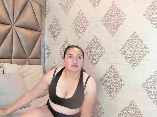 LauraYoselin webcam