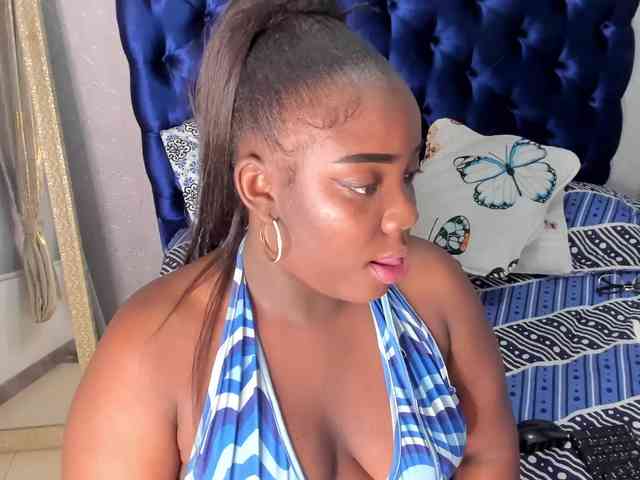 TANISHA-HILL webcam