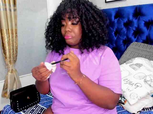 TANISHA-HILL webcam