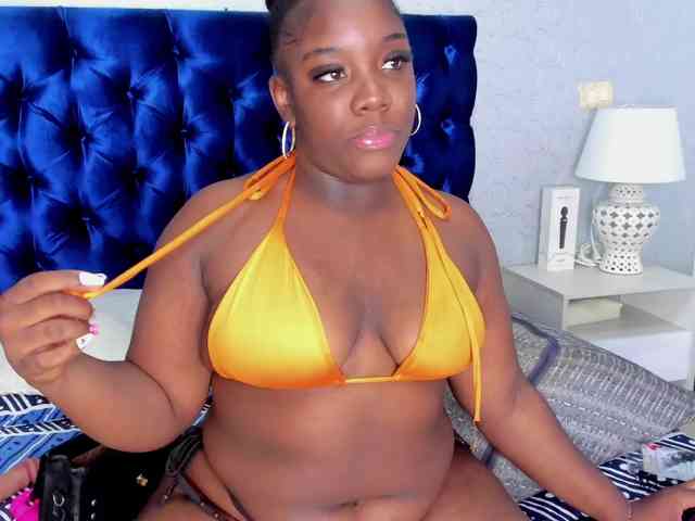 TANISHA-HILL webcam
