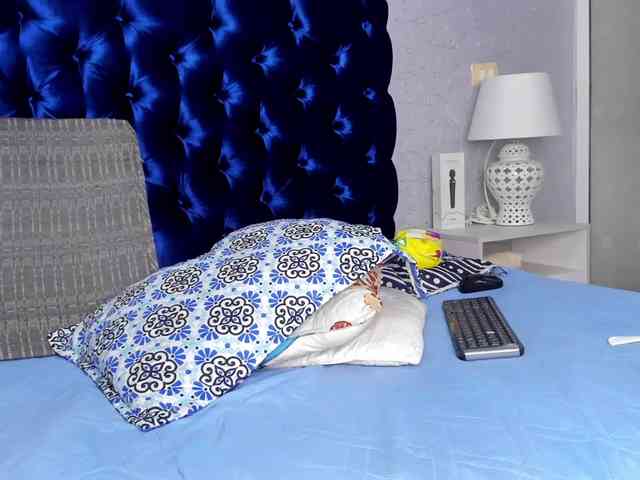 TANISHA-HILL webcam