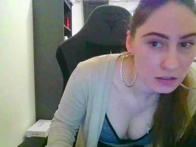 Sinner-5's BongaCams show and profile