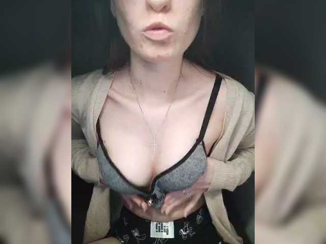 Sinner-5's BongaCams show and profile