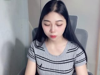 Strawberry18 Porn Show