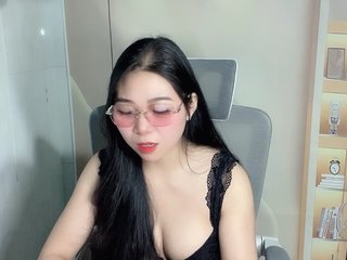 Strawberry18 Porn Show