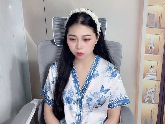 Strawberry18 from BongaCams is Freechat