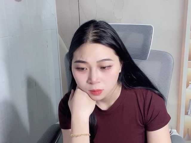 Strawberry18 Live Cam on BongaCams