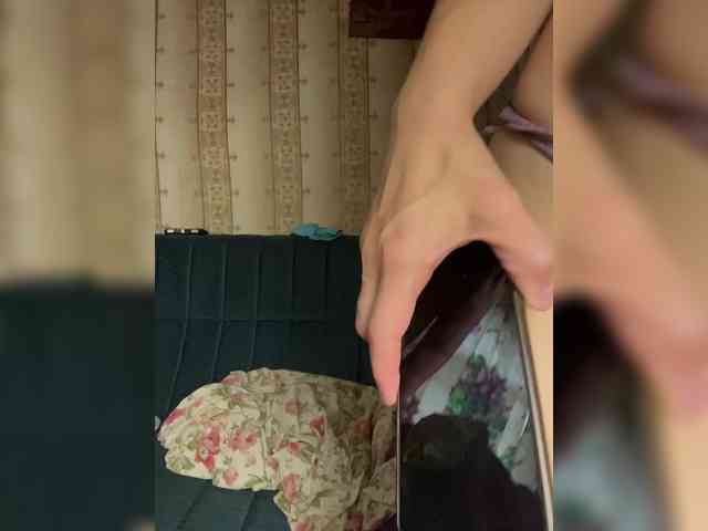 sexyalienka webcam