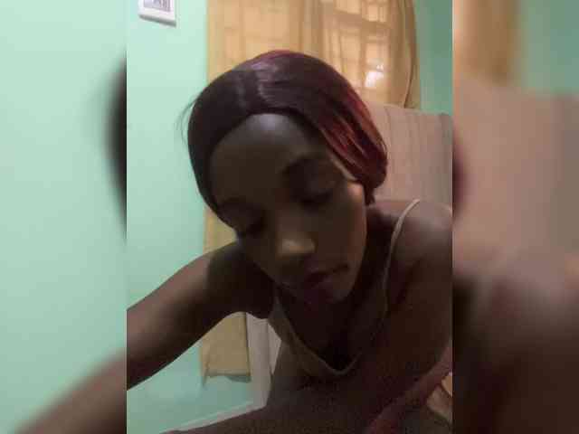 Theteasequeen webcam