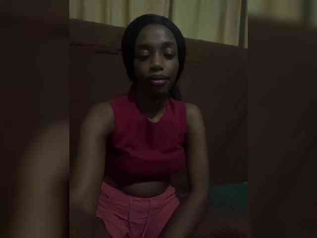 Theteasequeen webcam