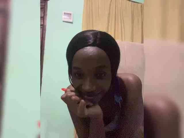 Theteasequeen webcam