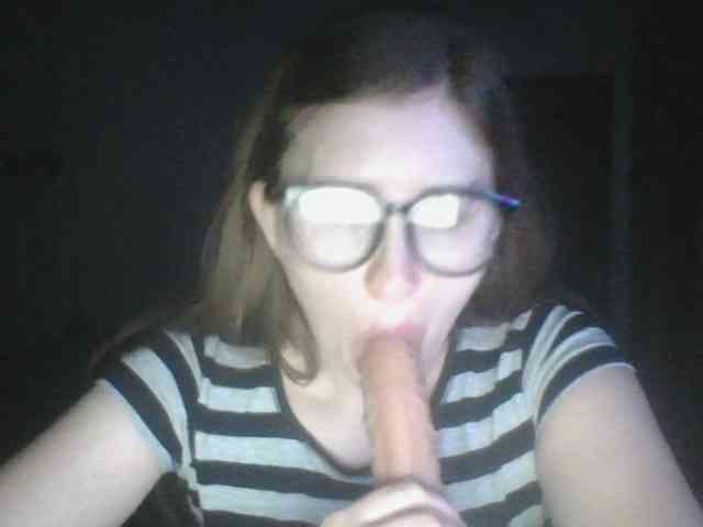 Lostcherry8 webcam