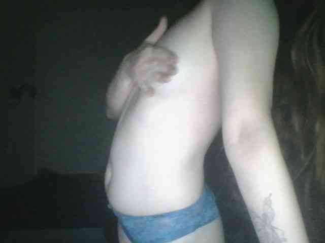 Lostcherry8 webcam