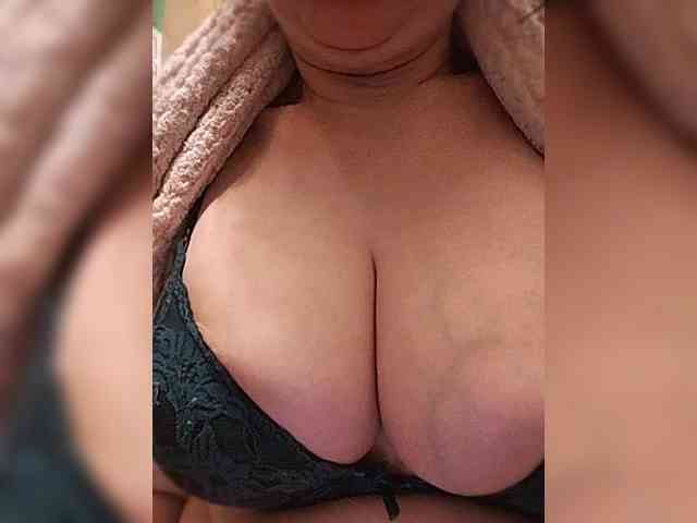 KarinaDesire webcam