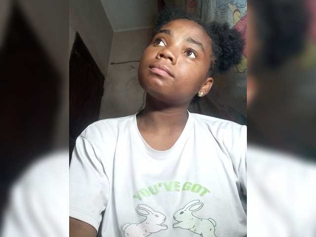 Hemreyi Live Cam and Statistics on UnifiedCams