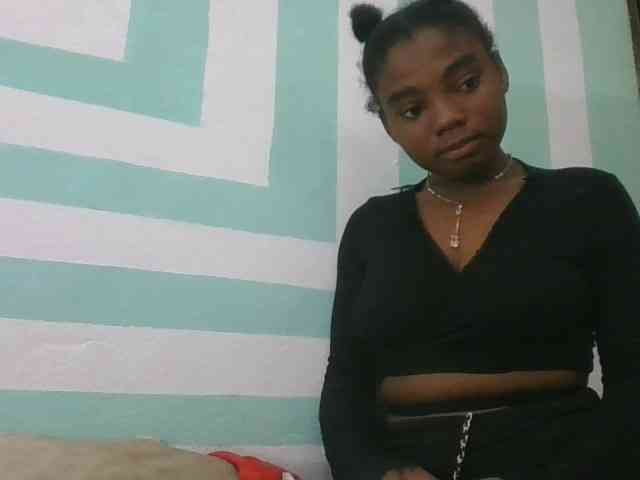 nude web cam Hemreyi
