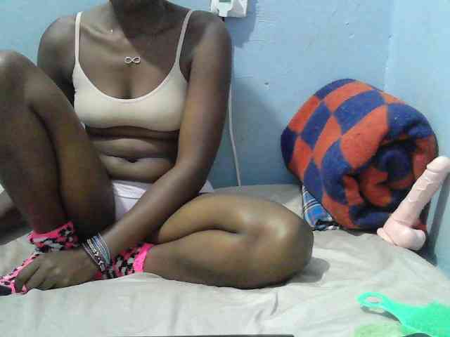 sweet-cherrie webcam