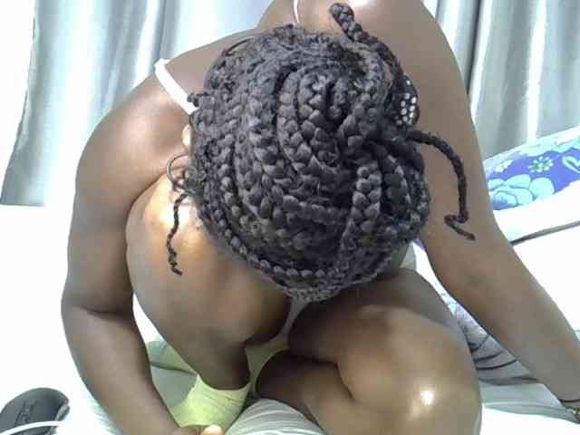 sweet-cherrie webcam