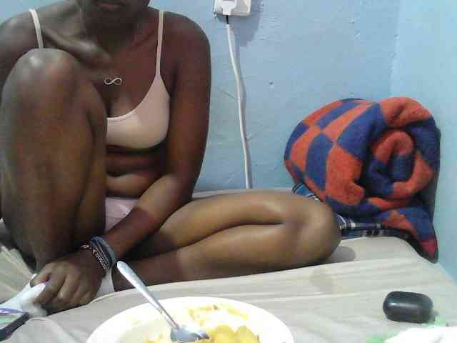 sweet-cherrie webcam