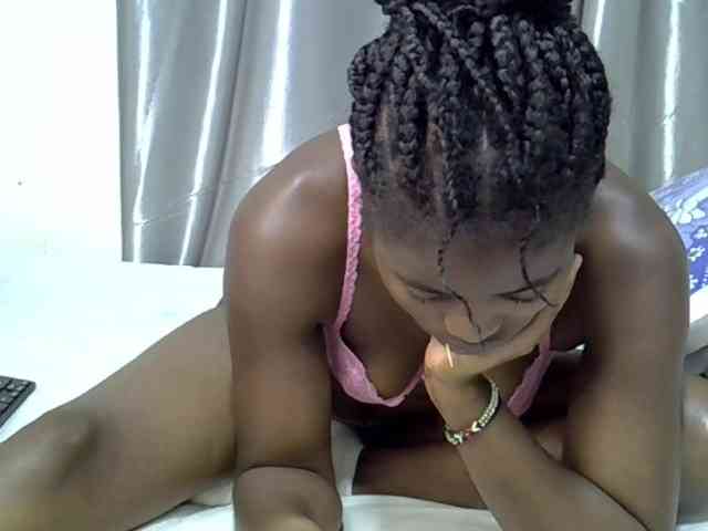 sweet-cherrie webcam