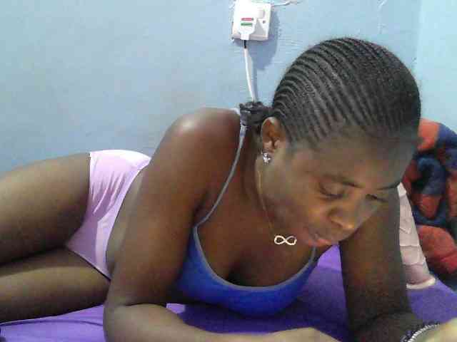 sweet-cherrie webcam