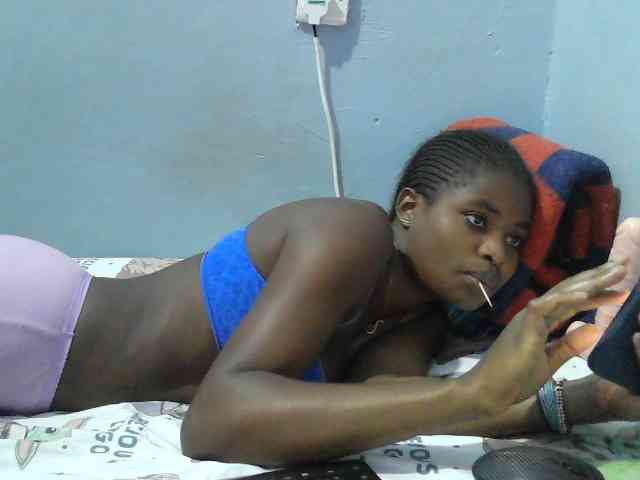 sweet-cherrie webcam
