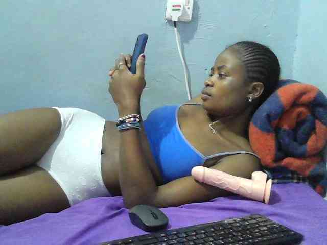 sweet-cherrie webcam