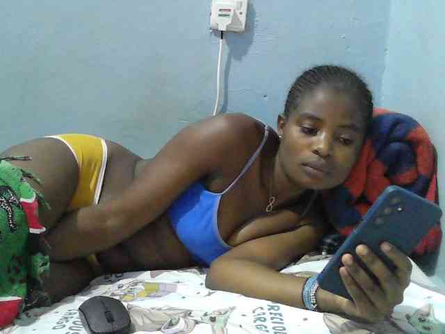 sweet-cherrie webcam