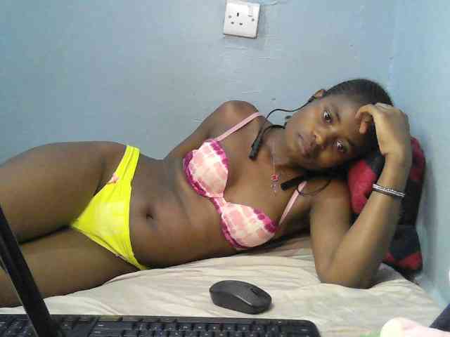 sweet-cherrie webcam