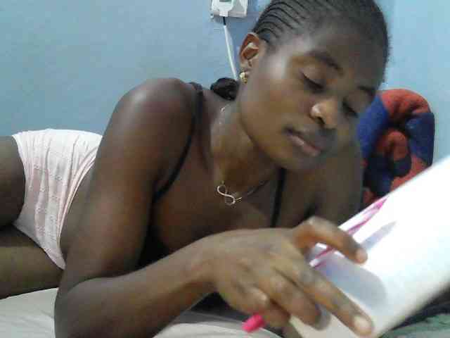 sweet-cherrie webcam