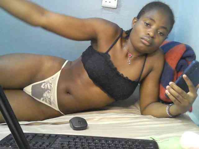 sweet-cherrie webcam