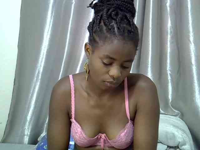 sweet-cherrie webcam