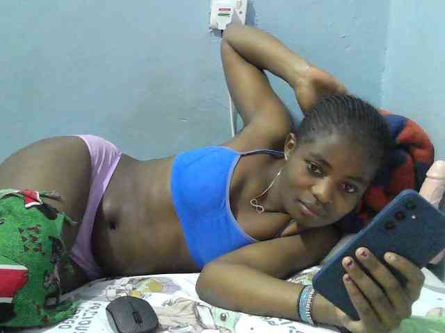 sweet-cherrie webcam