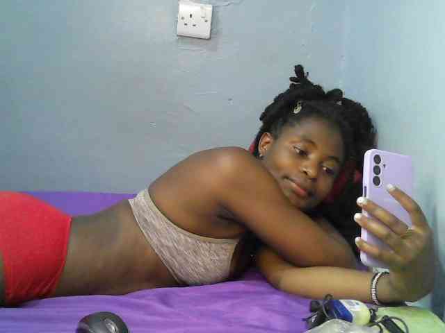 sweet-cherrie webcam