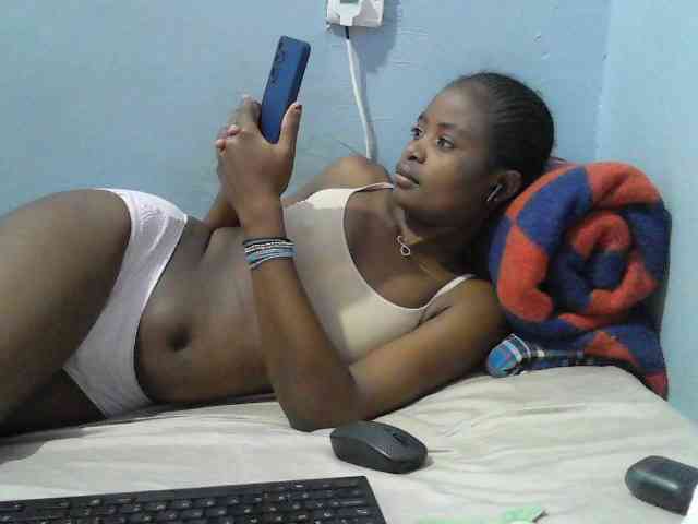 sweet-cherrie webcam