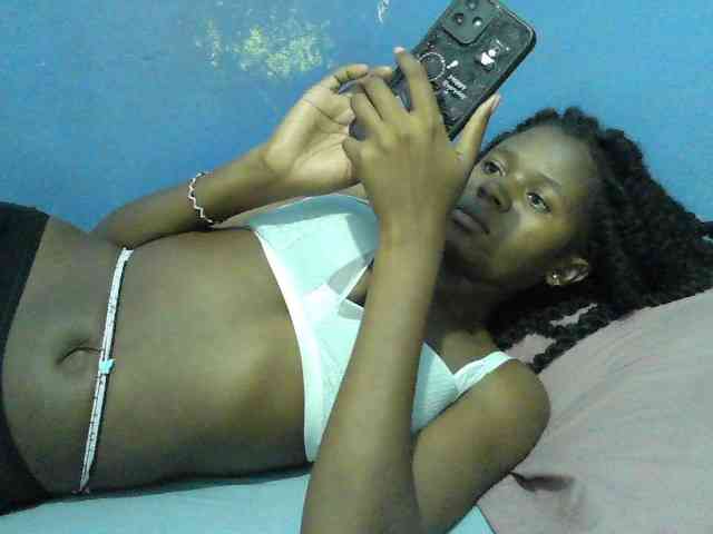 sweet-cherrie webcam