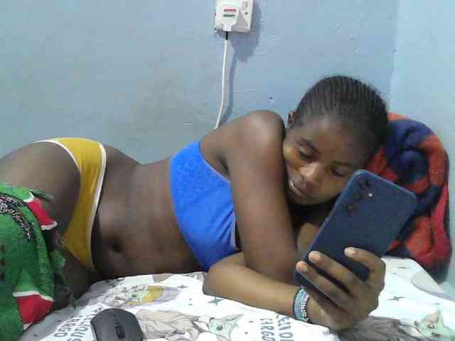 sweet-cherrie webcam