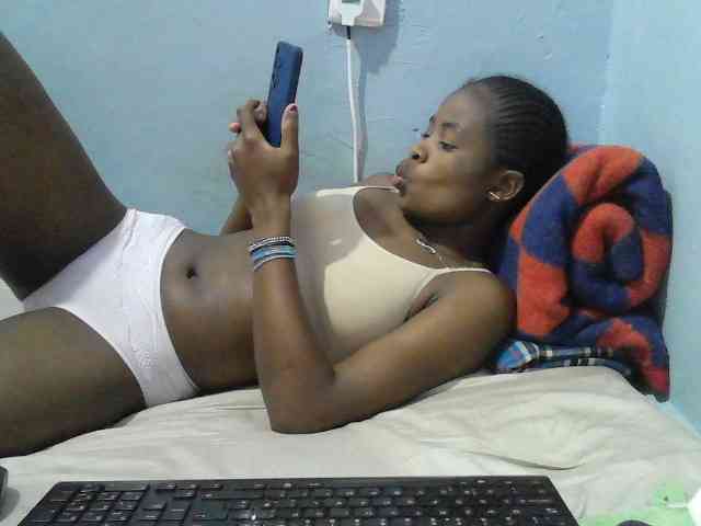 sweet-cherrie webcam