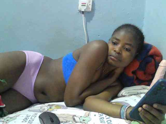 sweet-cherrie webcam